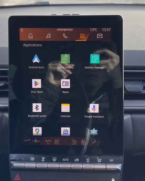 RENAULT Symbioz Renault Symbioz Iconic E-Tech full hybrid 145-009.jpg